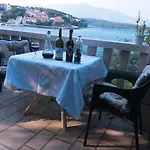 Guest house Stone House Gregov