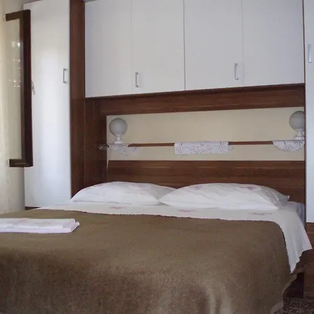 بيت ضيافة Stone House Gregov 5*
